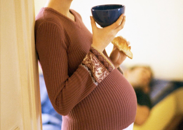 Несёт ли угрозу проявление герпеса во время беременности